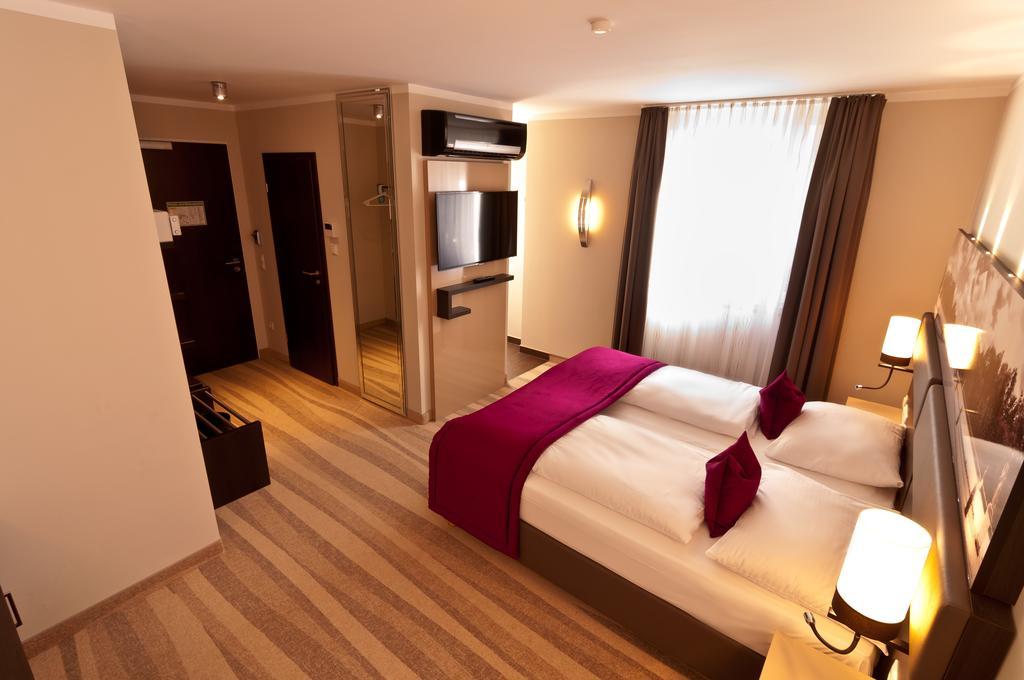 Amalienburg - Boutique & Boarding Hotel Мюнхен Экстерьер фото